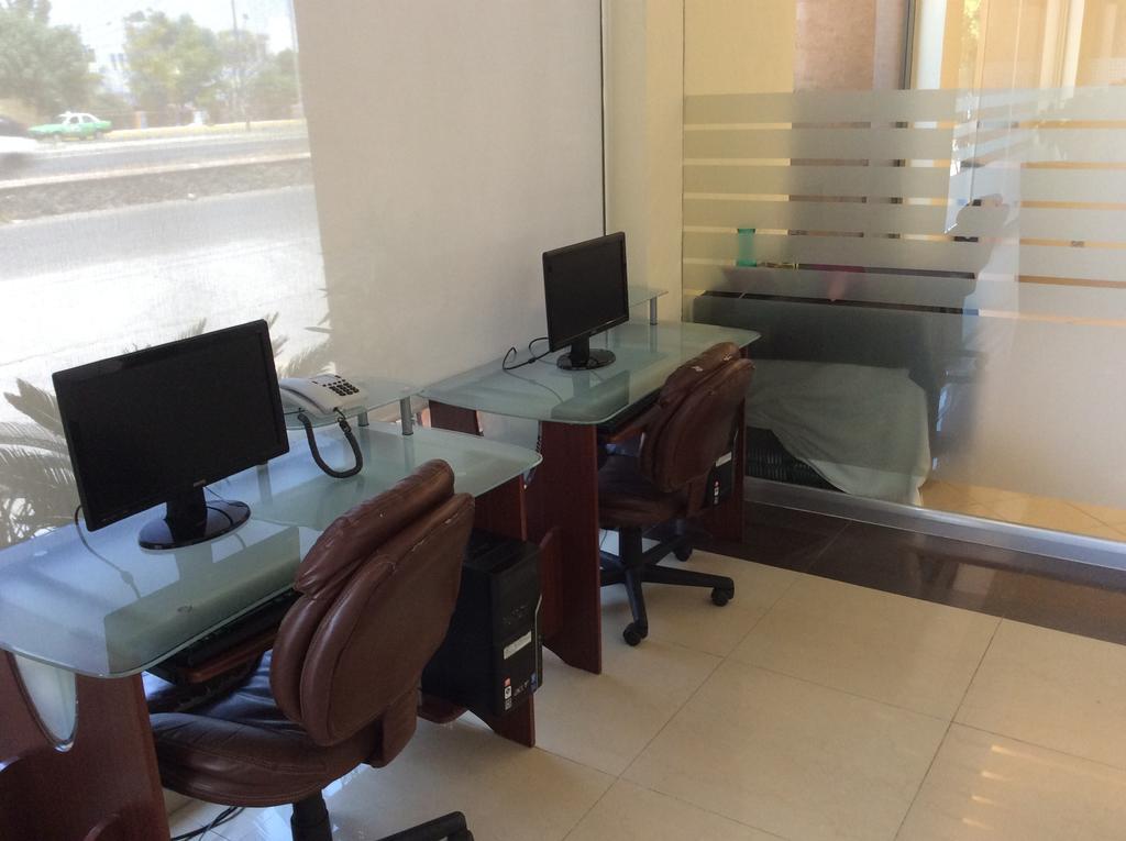 Hotel Soleil Business Class Celaya Zewnętrze zdjęcie
