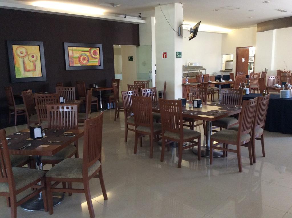Hotel Soleil Business Class Celaya Zewnętrze zdjęcie
