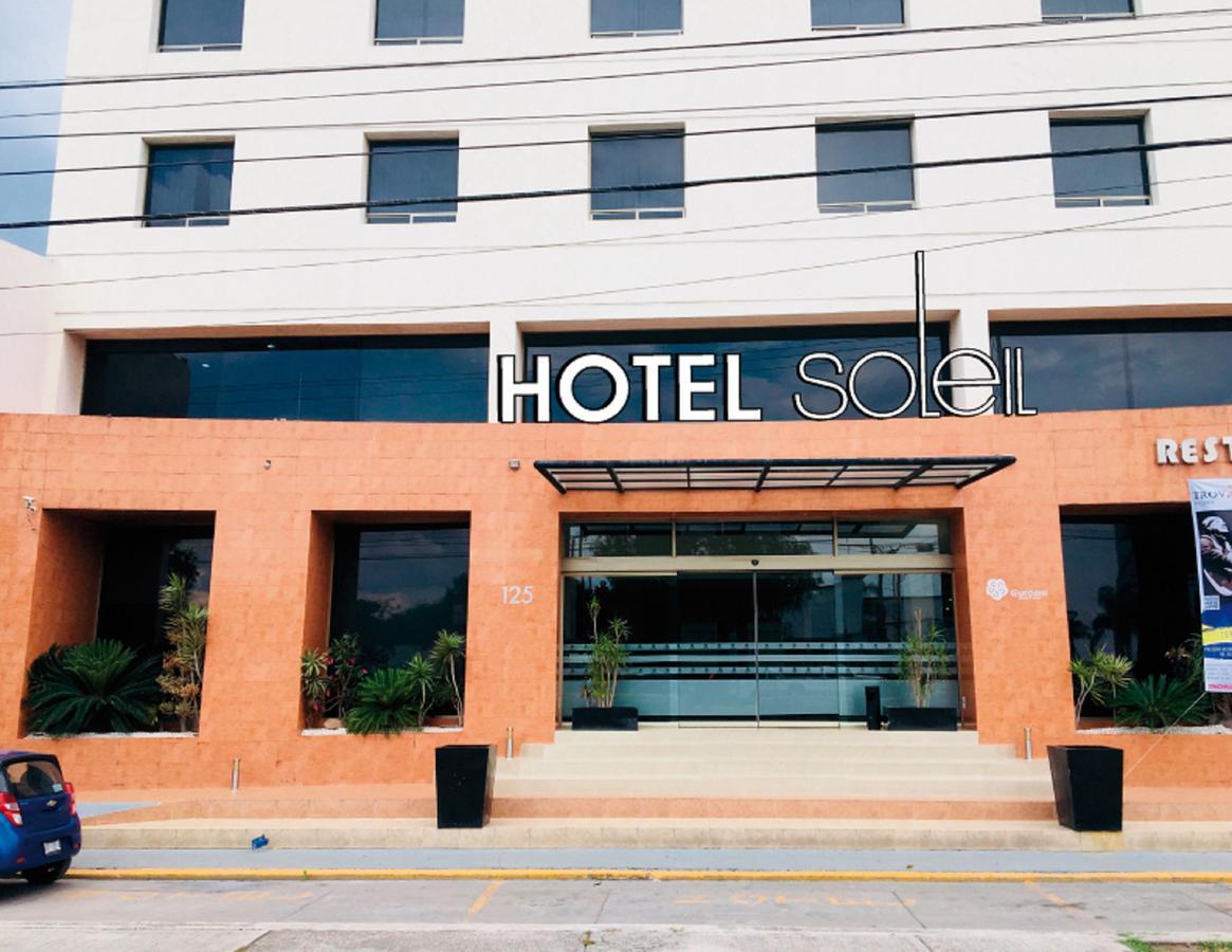 Hotel Soleil Business Class Celaya Zewnętrze zdjęcie