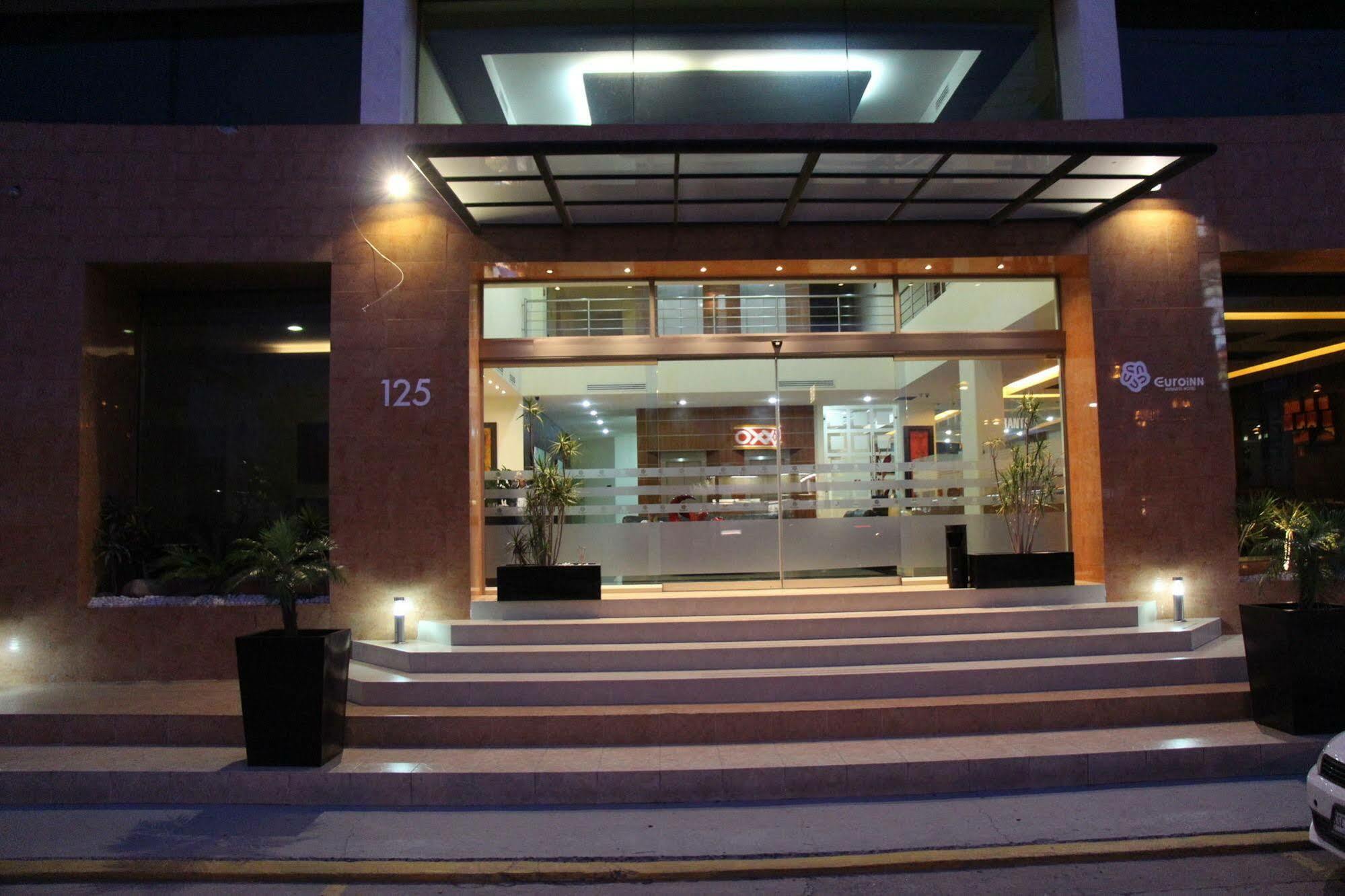 Hotel Soleil Business Class Celaya Zewnętrze zdjęcie