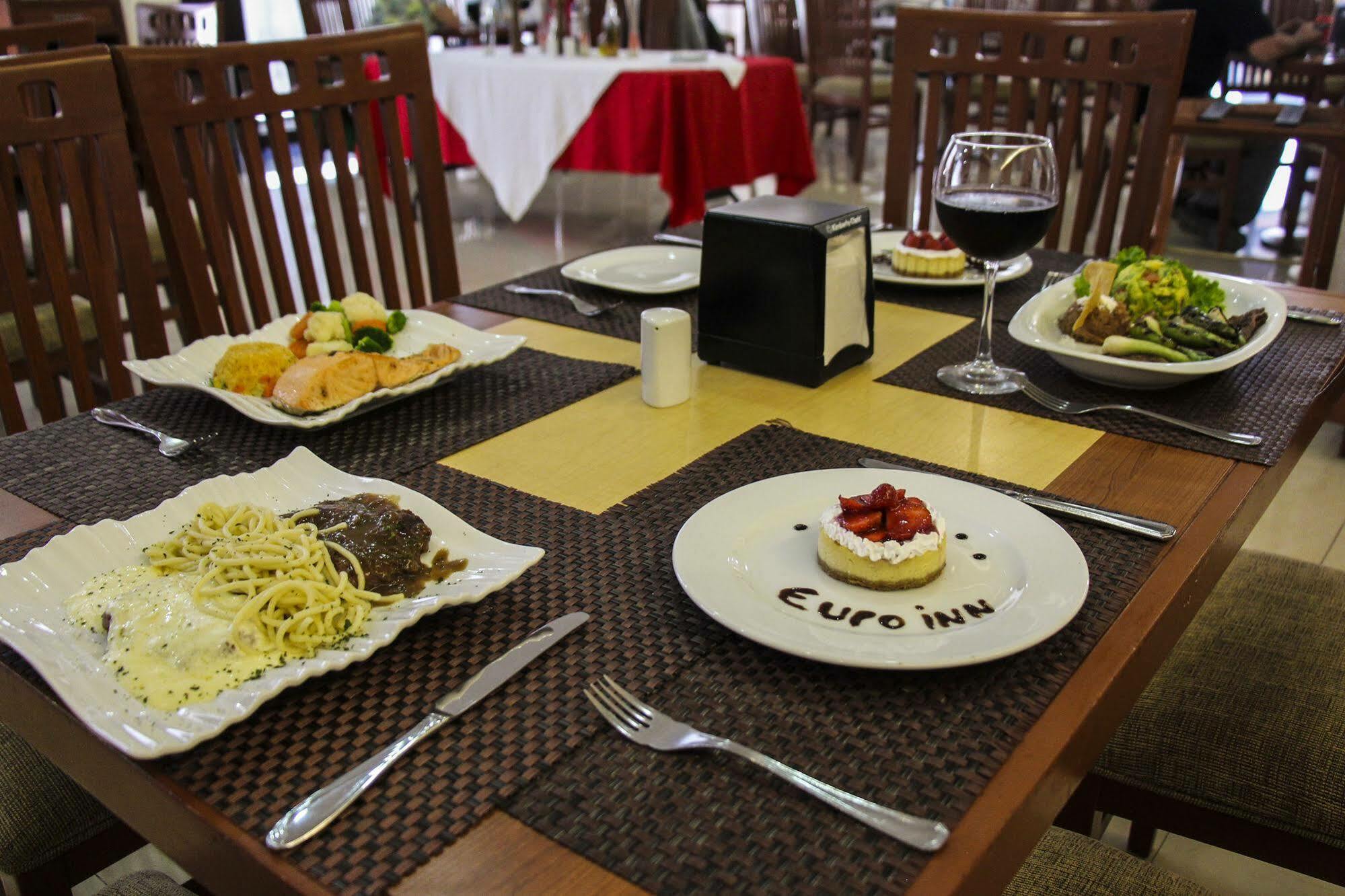 Hotel Soleil Business Class Celaya Zewnętrze zdjęcie