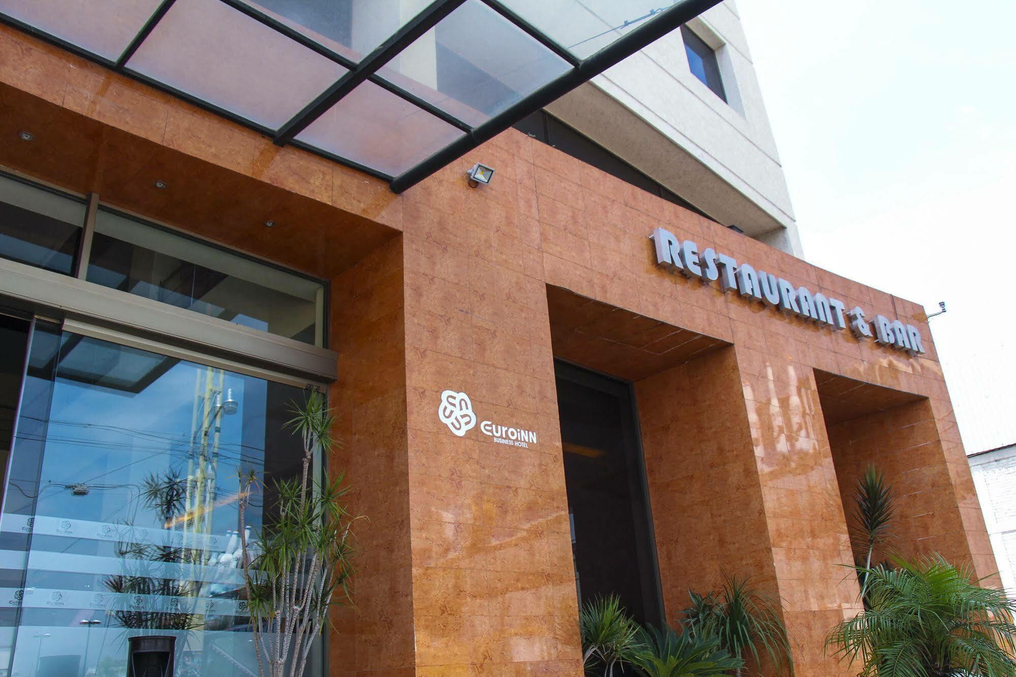 Hotel Soleil Business Class Celaya Zewnętrze zdjęcie